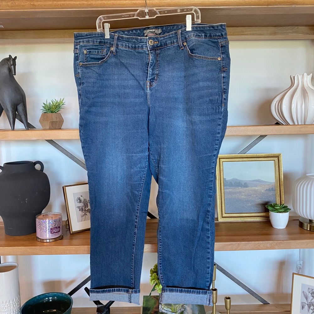 Torrid Women's Plus Size Boyfriend Straight Vintage Stretch Jeans 20R